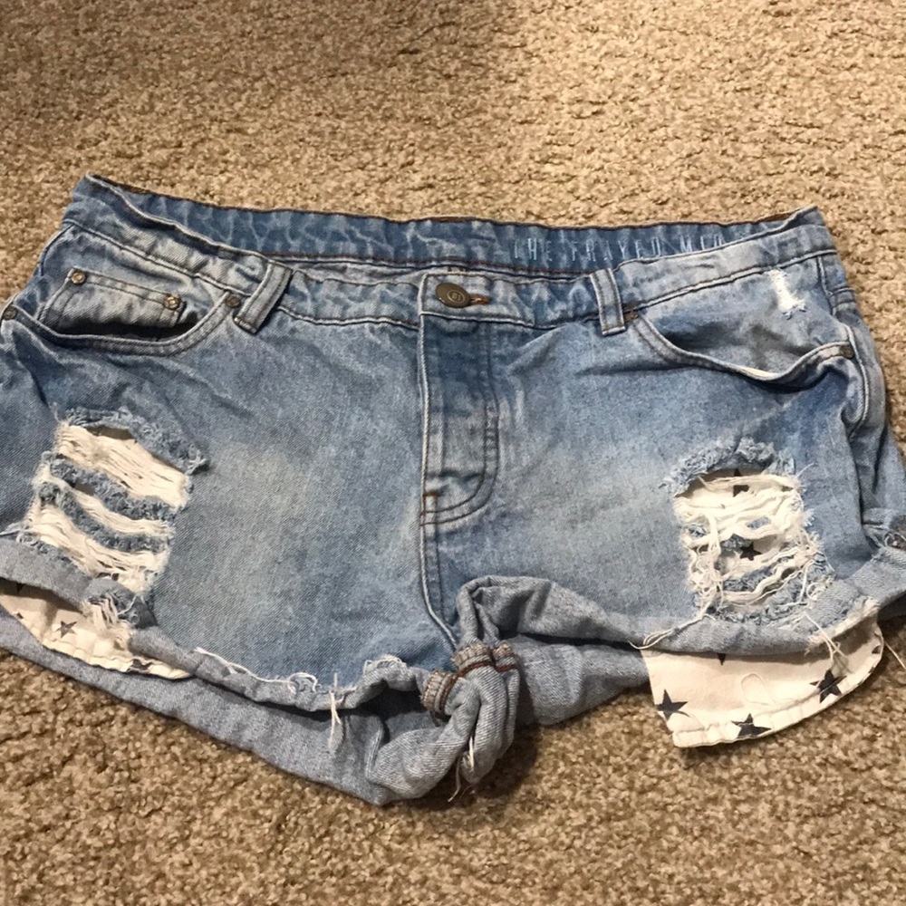 Cotton On distressed jean shorts